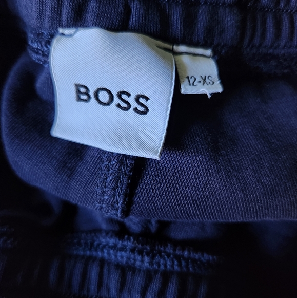 HUGO BOSS boy's shorts NWOT - Picture 3 of 3